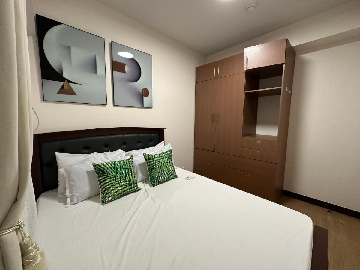 Celandine Residence In Quezon City Caloocan Kültér fotó